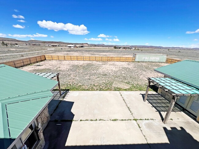 Building Photo - 101 Capt Lee