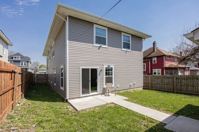 Building Photo - 3132 N New Jersey St