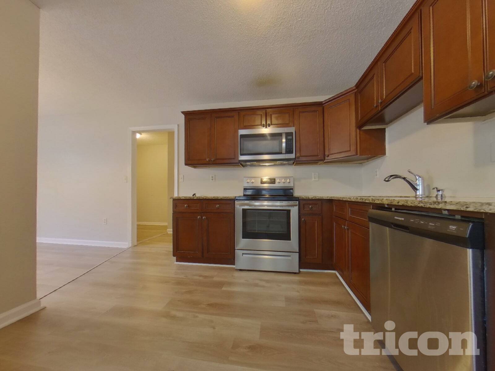 Building Photo - 2711 Candler Ct