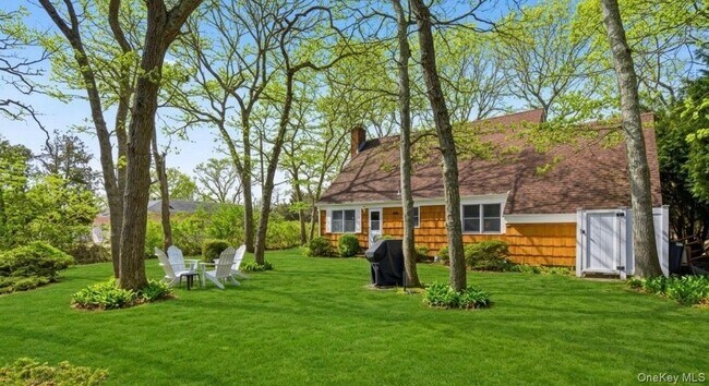 Building Photo - 3 Foster Ave