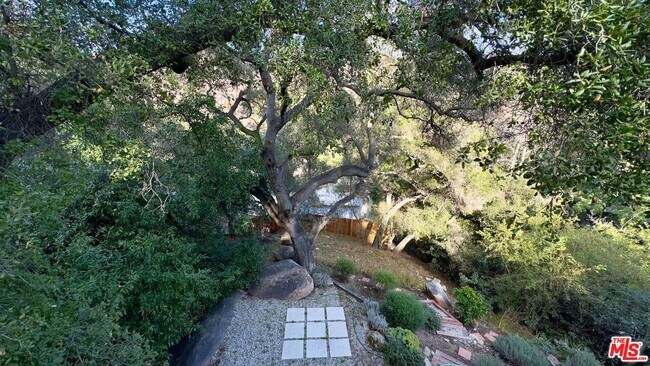 Building Photo - 19562 Cave Way