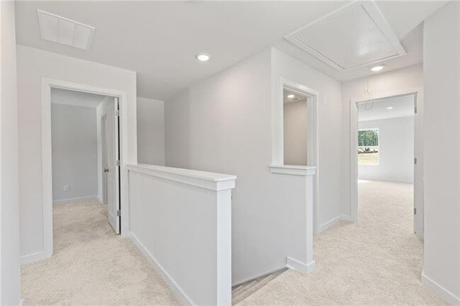 Building Photo - 1705 Harper Lily Ln