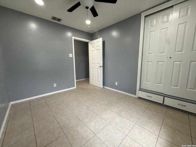 Building Photo - 3730 La Sabre Dr