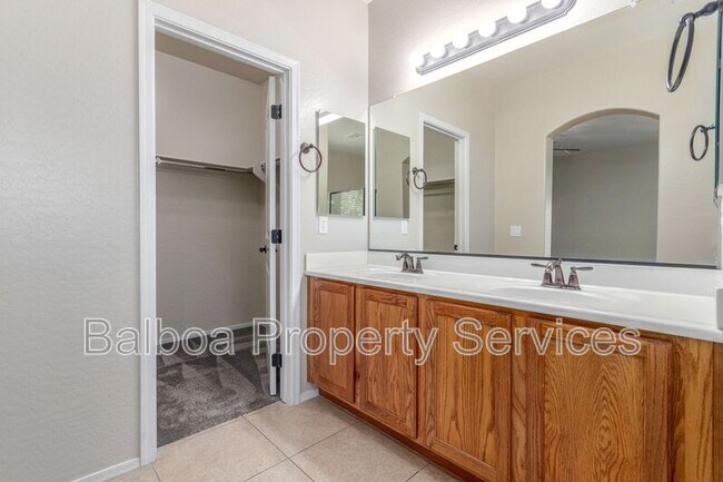 Building Photo - 21534 E Domingo Rd