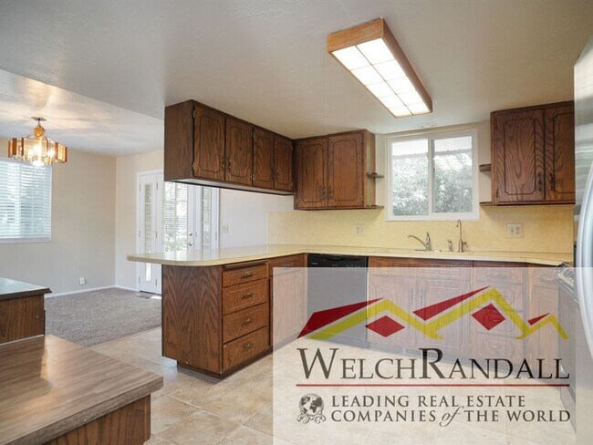 Building Photo - Charming Single-Family Home in Bountiful