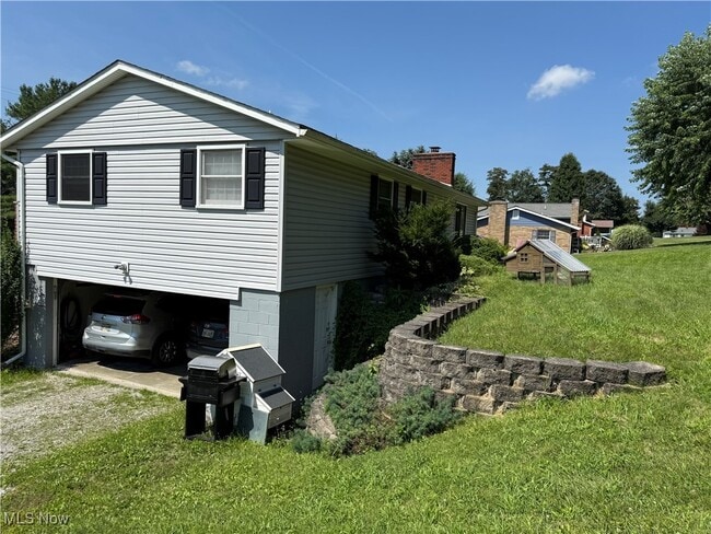 Building Photo - 46671 Almar W Ln