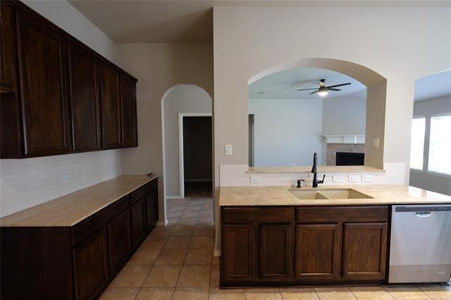 Building Photo - 3102 W Charles Ct