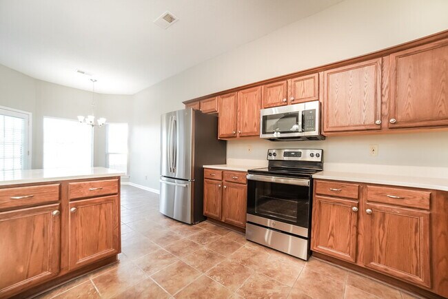 Building Photo - 4599 Meadow Cliff Dr