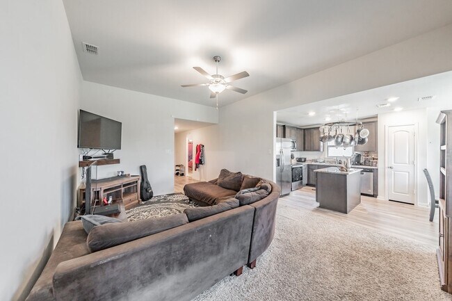 Building Photo - 8313 Buck Mountain Pass