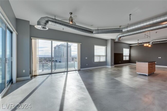 Building Photo - NEWPORT LOFTS--MAGNIFICENT PANORAMIC VIEWS...