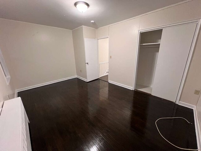 Building Photo - 271 Pennsylvania Ave