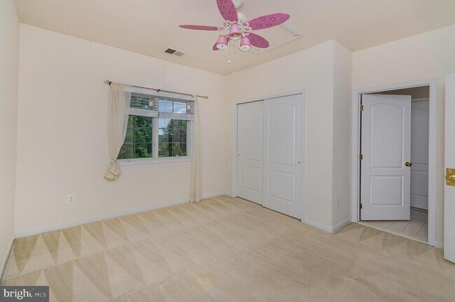 Building Photo - 25346 Justice Dr