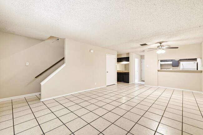 Building Photo - 4927 Ty Terrace St