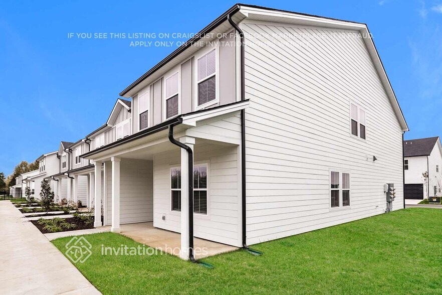 Building Photo - 136 Maybrook Dr