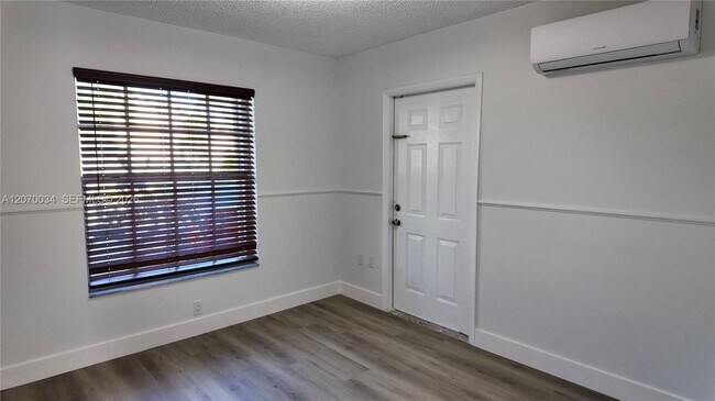 Building Photo - 11570 SW 144th Path
