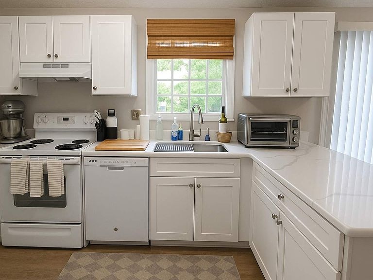 Building Photo - 12442 Quail Woods Dr