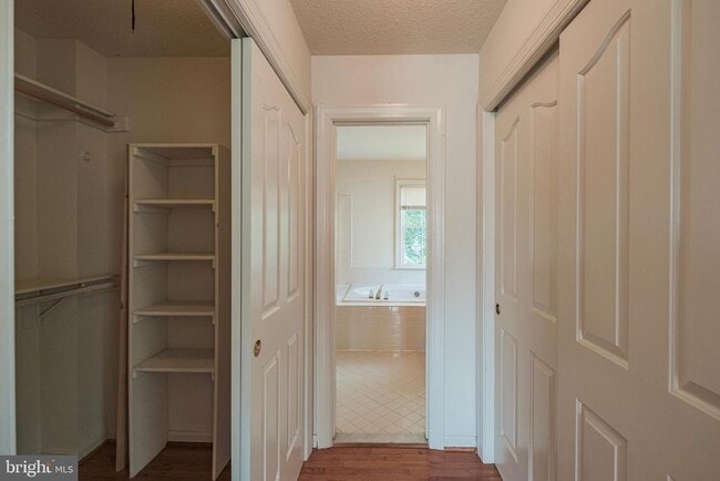 Building Photo - 14342 Brookmere Dr