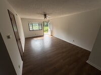 Building Photo - 10502 County Rd 107