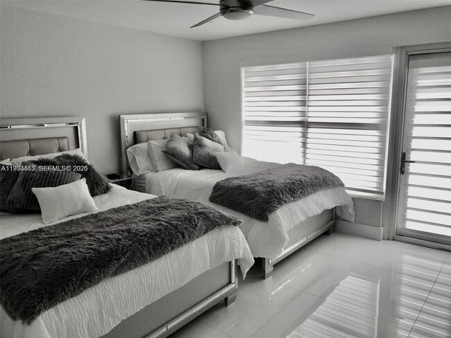 Building Photo - 3900 Galt Ocean Dr