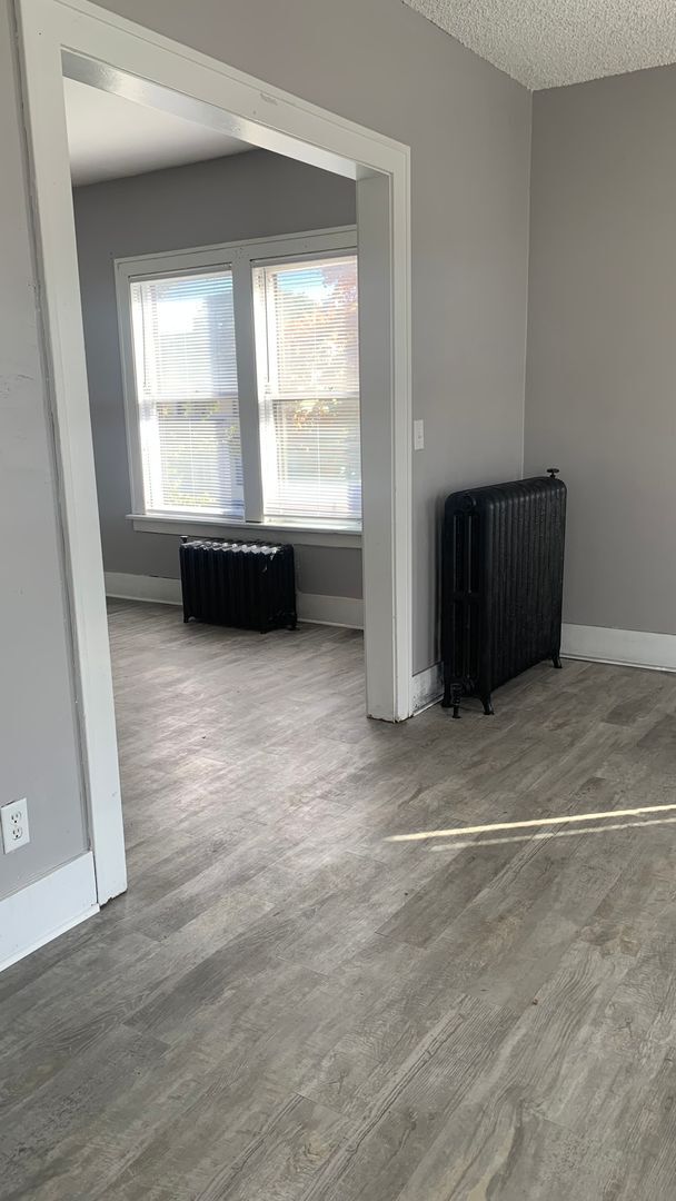 Building Photo - Chestnut St