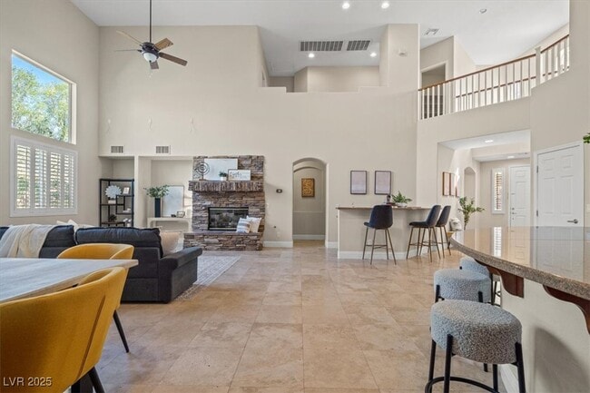 Building Photo - 858 La Sconsa Dr