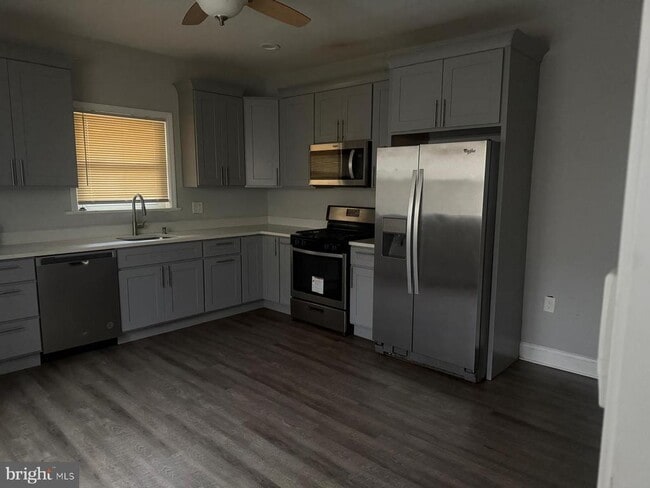 Building Photo - 1147 Indiana Ave