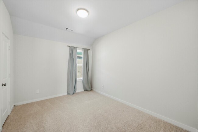 Building Photo - 29821 Ellwood Ln