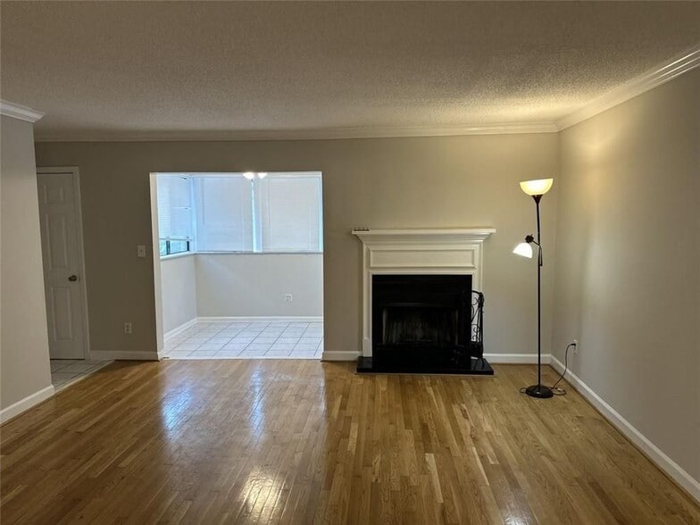 Building Photo - 1705 Wingate Way