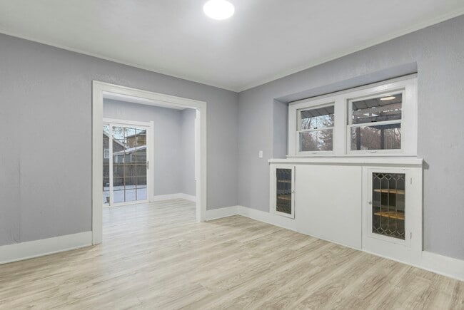 Building Photo - 1728 Berkshire Pl