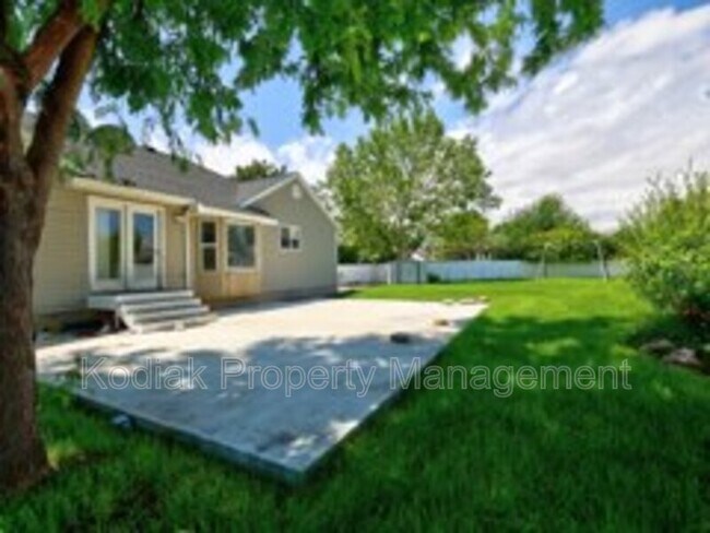 Building Photo - 3138 Aubrey Dee Cir