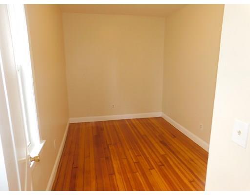 Building Photo - 77 Tremont St