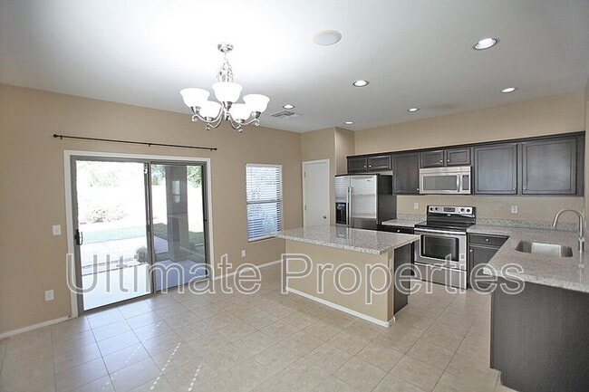 Building Photo - 17010 N 184th Ln