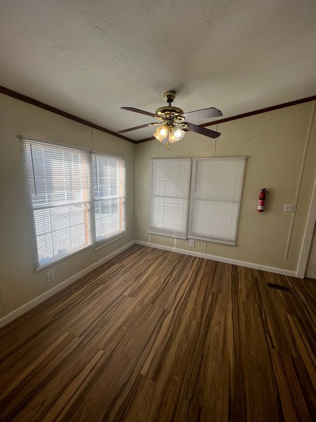 Building Photo - Caryville 37714 - COMING SOON! 3 bedroom, 2 bath home - Contact Chad Weeks (865) 567-6193