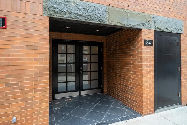 Building Photo - 84 Jefferson St