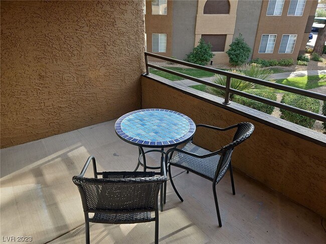 Building Photo - 2200 S Fort Apache Rd