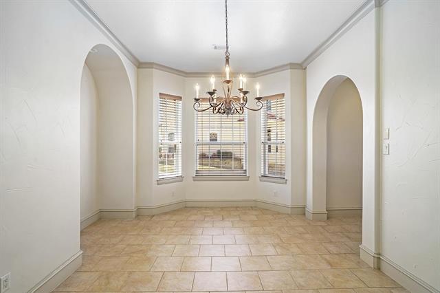 Building Photo - 7713 Lakeview Cir