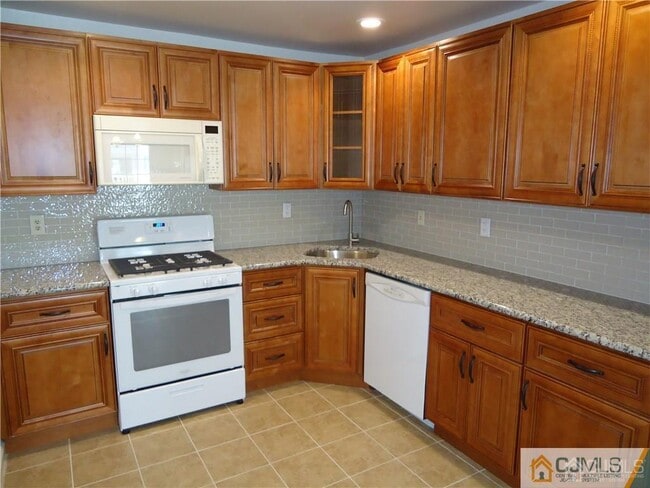 Building Photo - 80 Goodwin Dr