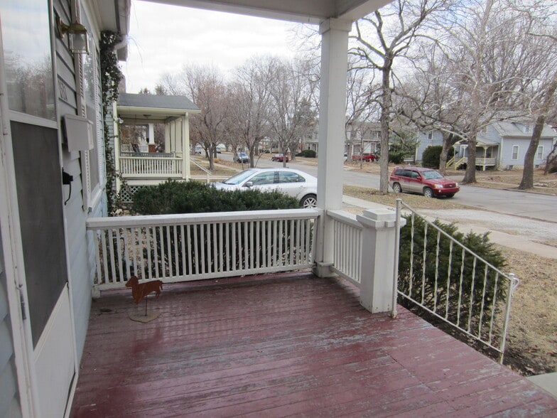 Building Photo - 1537 New Hampshire St