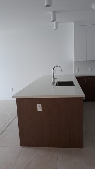 Kitchen - 629 Keeaumoku St