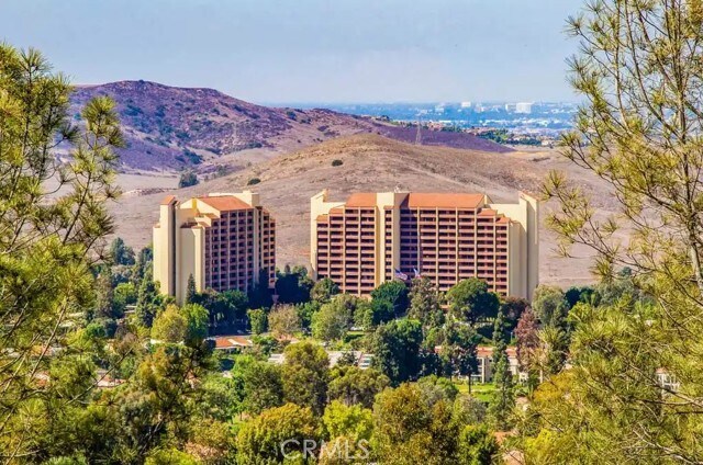 Building Photo - 24055 Paseo Del Lago W