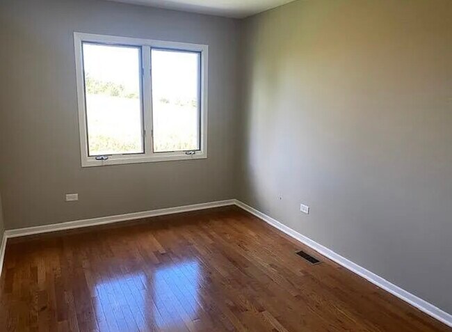Building Photo - 404 Joren Trail