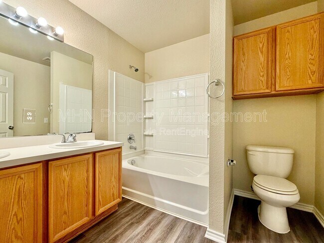 Building Photo - 9011 Timber Hunt