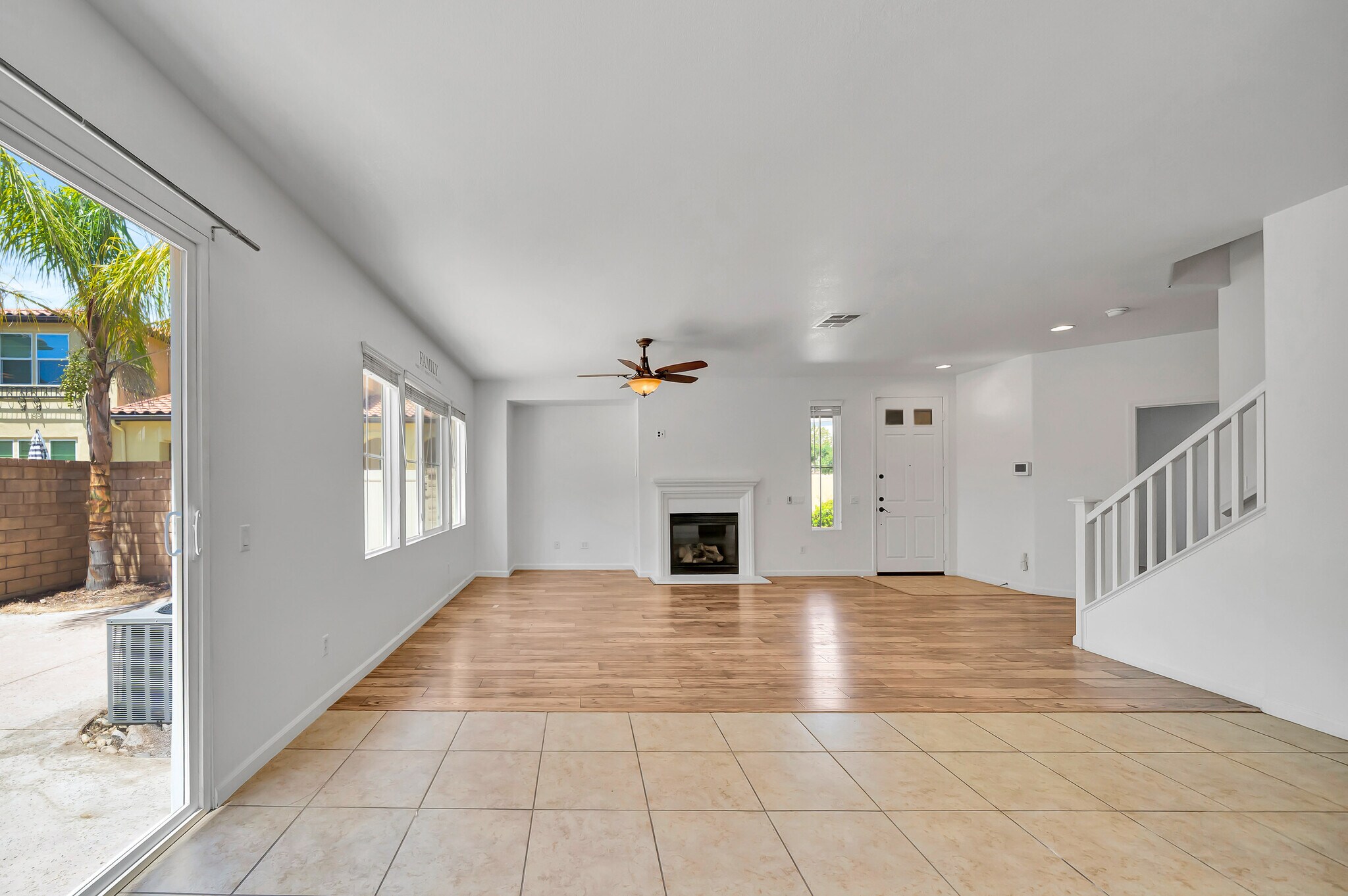 Building Photo - 23904 Calle del Sol Dr