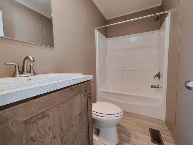 Building Photo - 4609 Rainbow Ln