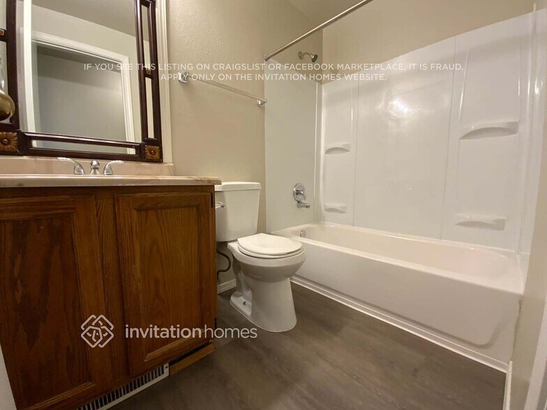 Building Photo - 7826 N Woodworth Ave