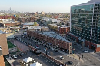 Building Photo - 3751 N Halsted St