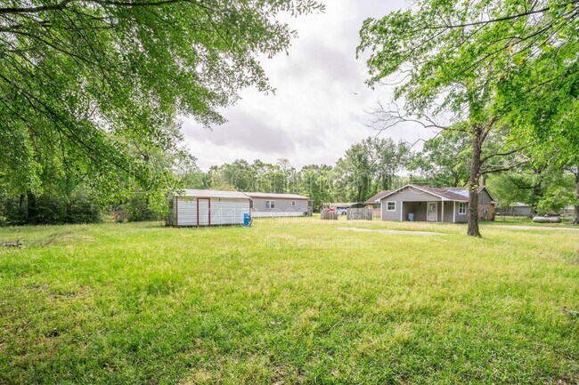 Building Photo - 9196 White Oak Dr