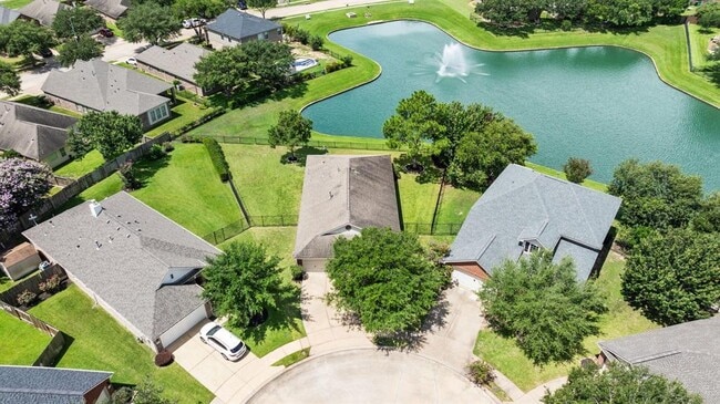 Building Photo - 26151 Travis Brook Dr