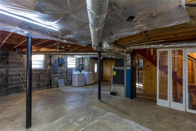 Building Photo - 2663 Hicks Rd