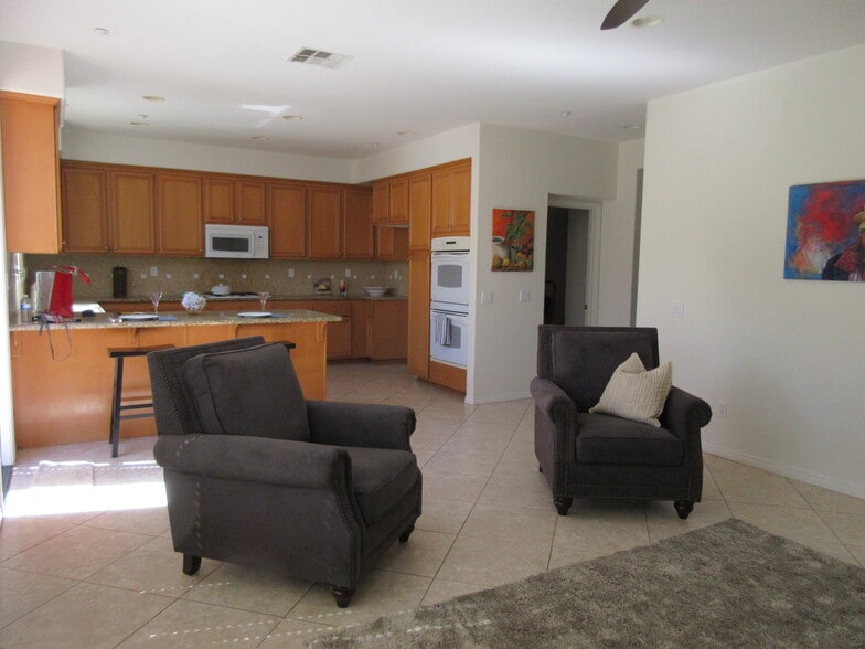 Building Photo - 4415 Ahoy Ln